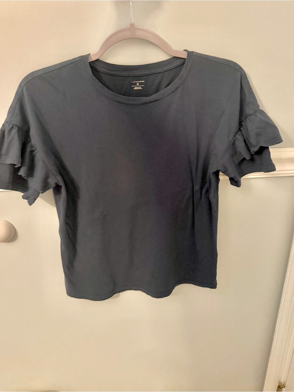 Ruffled Sleeve Crewneck Top - Navy/Dark teal- 14th & union XS